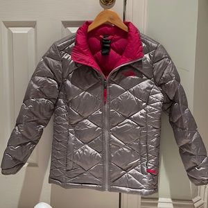 Girls down jacket.  The North Face 550.  SIZE LARGE 14-16